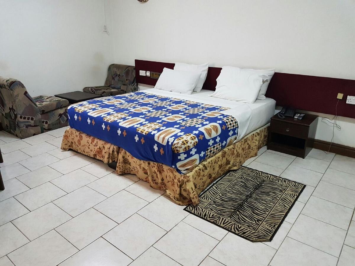 Royal Basin Resort Kumasi Exterior foto